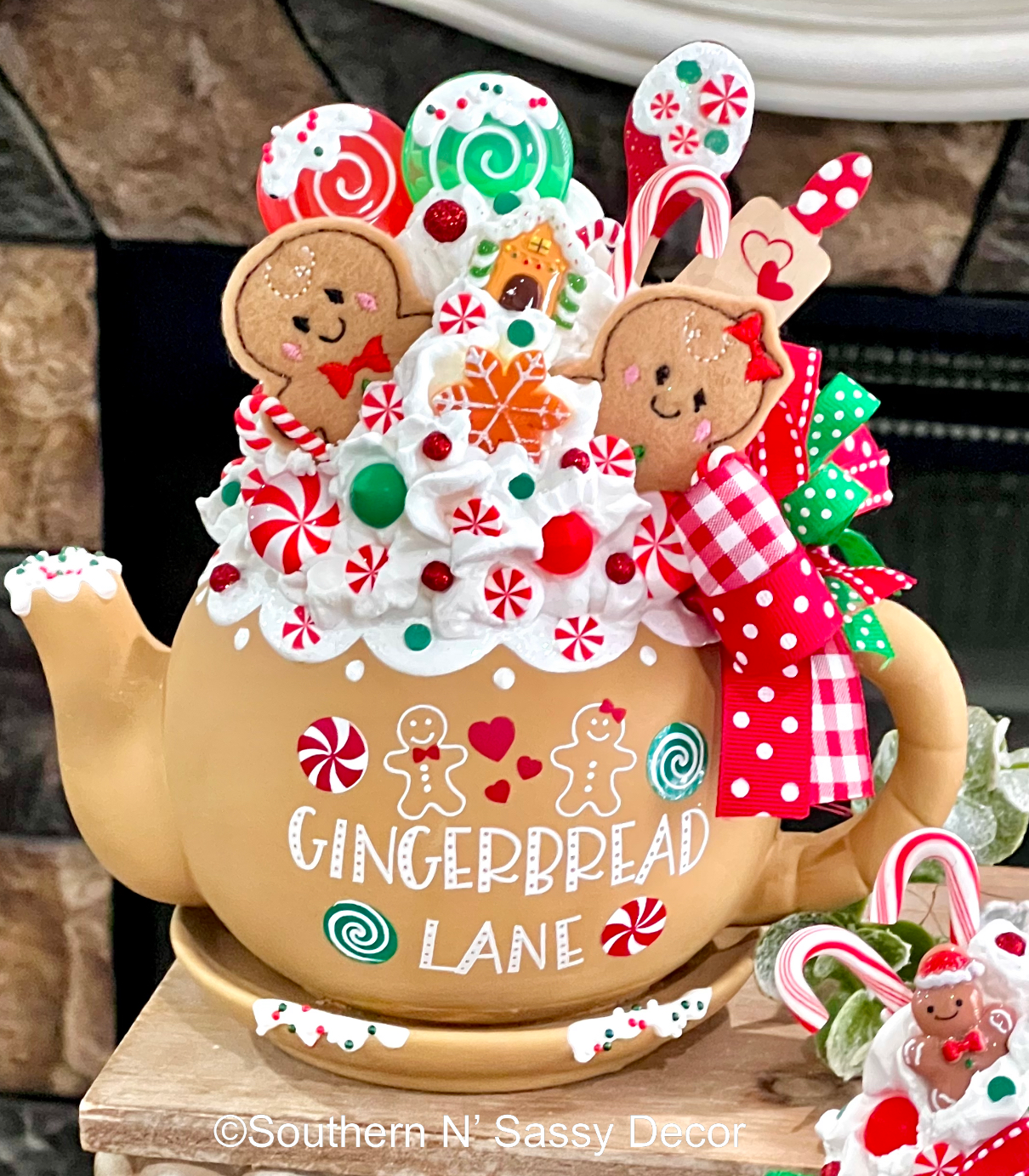 Gingerbread Teapot & Marshmallow Duo