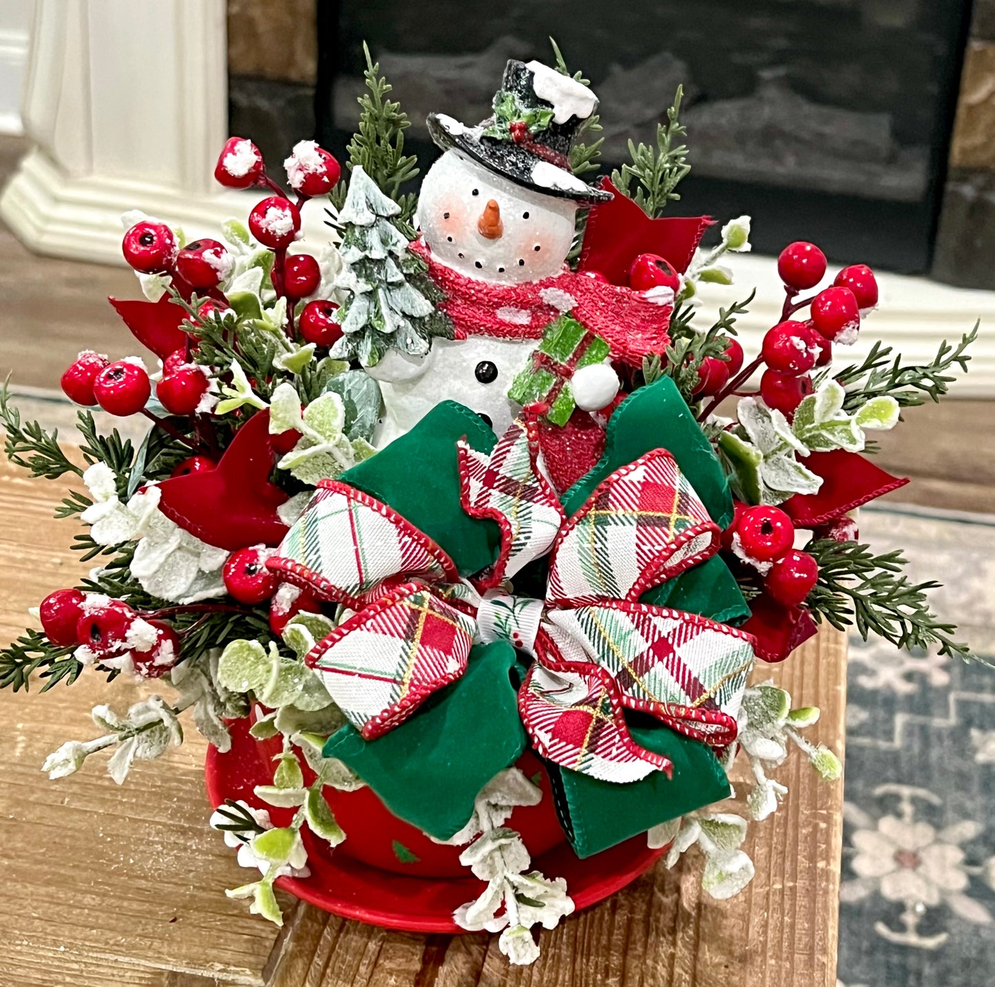 New! Christmas Snowman Teacup Arrangement