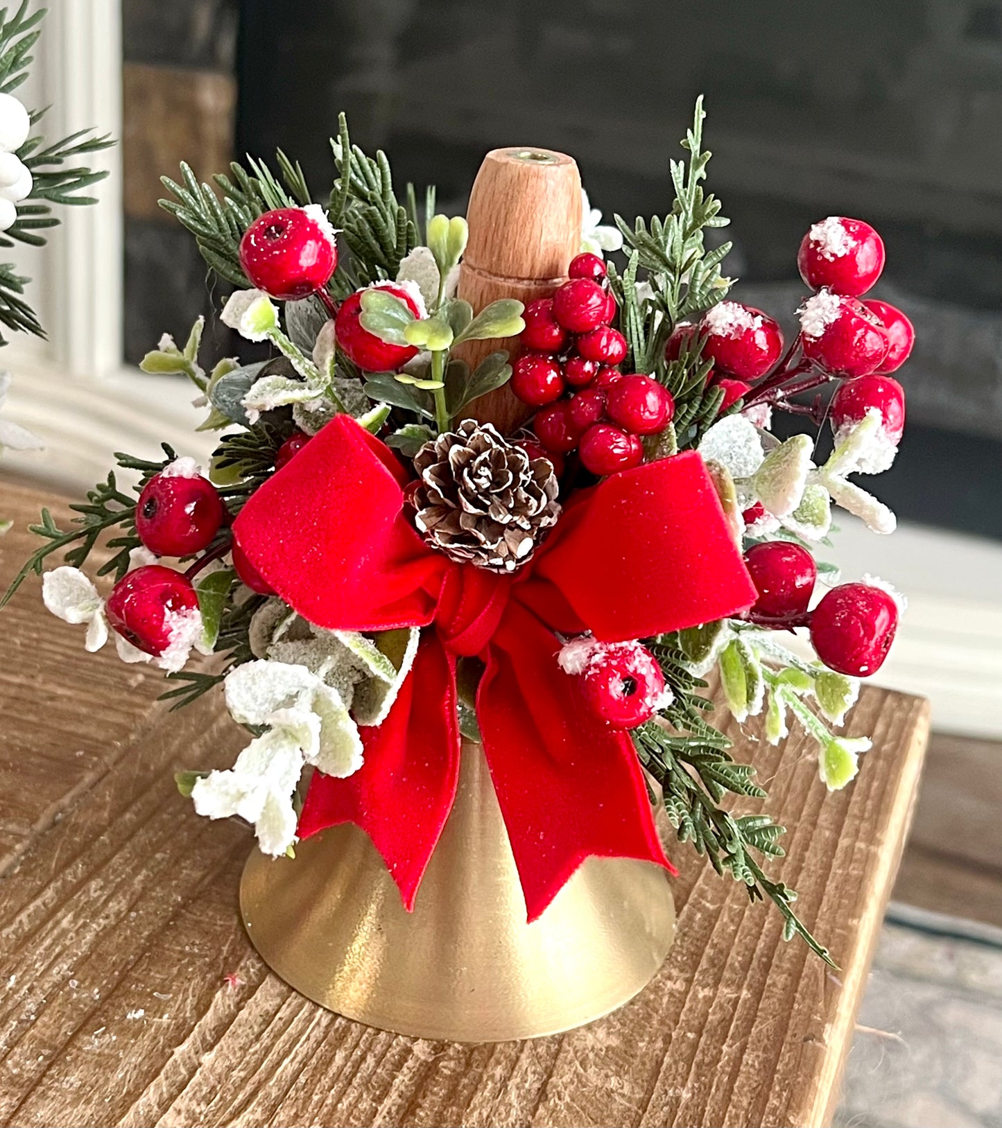 New! Christmas Bells - Choice of 2 - Gingerbread or Traditional